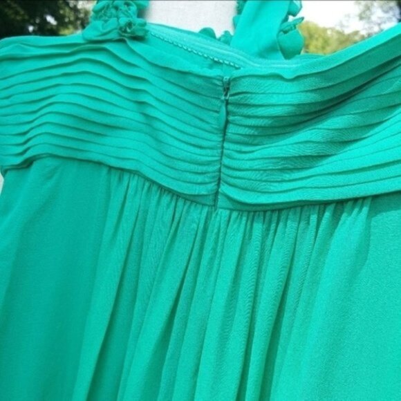BCBGMaxAzria Emerald One Shoulder Formal Dress 0 - Picture 3 of 7